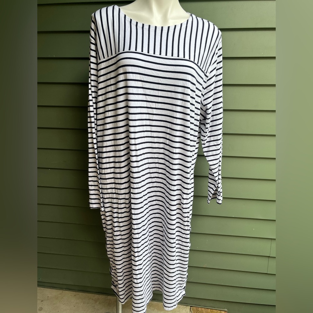 Coolibar Striped Navy and White Long Sleeve Dress
